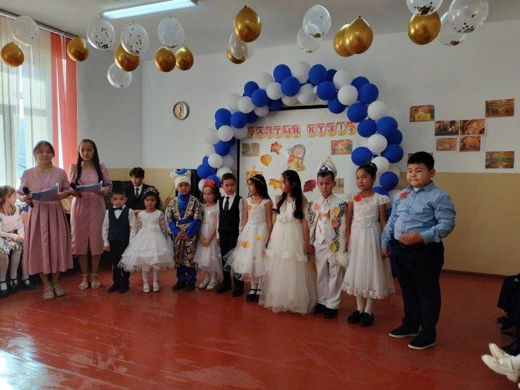 “Алтын күз” тақырыбында күзгі балл мерекесі ұйымдастырылып өтті.